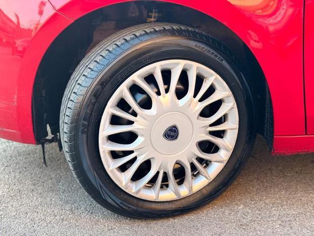 LANCIA Ypsilon 1.2 69 CV 5 porte GPL Ecochic Gol