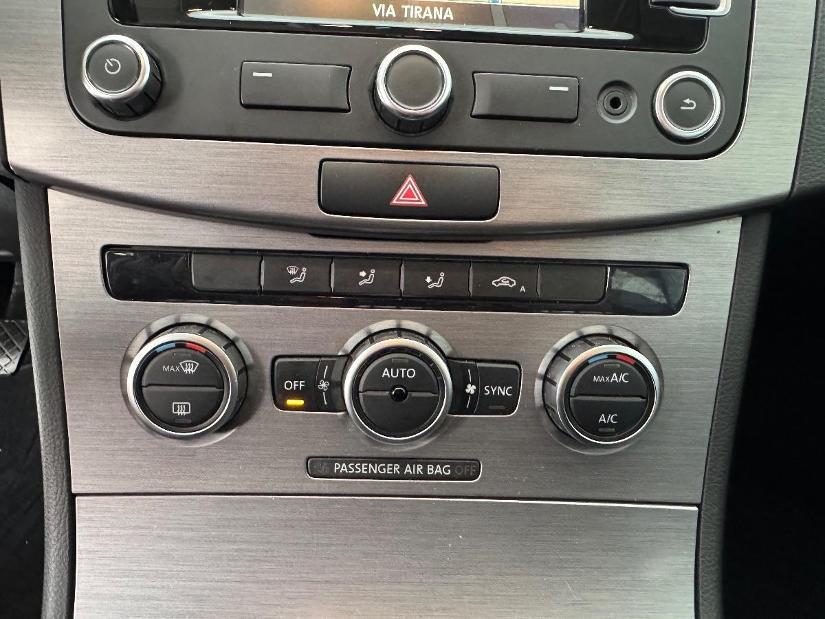 VOLKSWAGEN PASSAT Variant 2.0 TDI Executive BMT NAVIGATORE/ BLOCKSHAFT