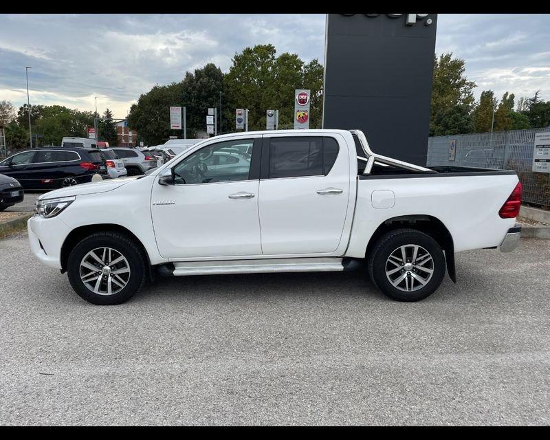 Toyota Hilux 2.4 D-4D 4WD 4 porte Double Cab Lounge