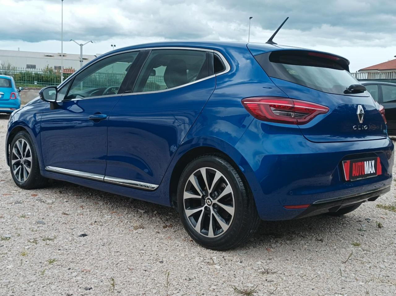 Renault Clio Full Hybrid E-Tech 140 CV 5 porte Intens