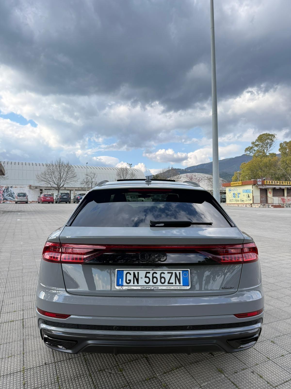 Audi Q8 50 TDI 286 CV quattro tiptronic Sport