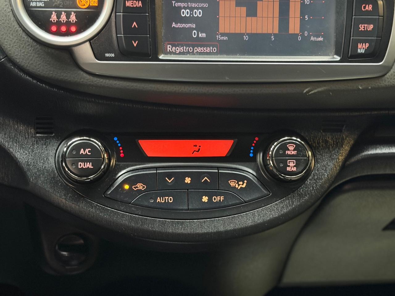 Toyota Yaris 1.0 5 porte Lounge