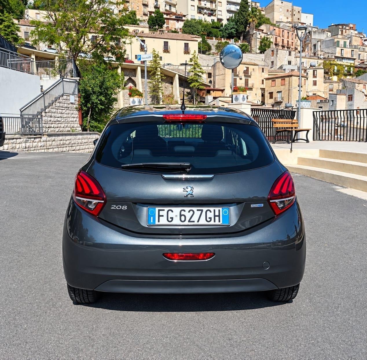 Peugeot 208 BlueHDi 75 5 porte Allure