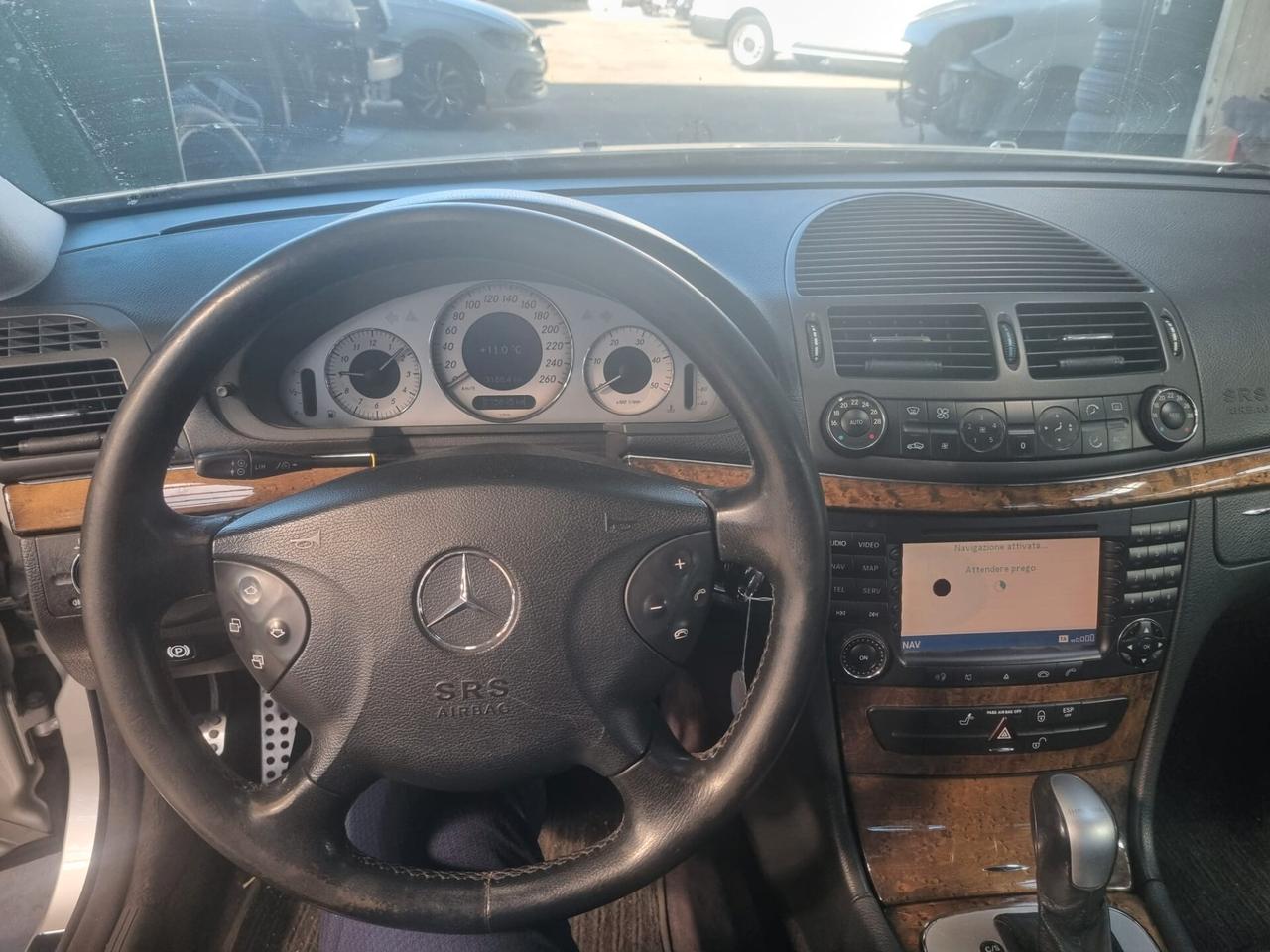 Mercedes-benz E 270 CDI cat Avantgarde