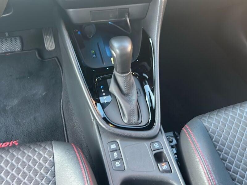 Toyota Yaris Hybrid Energy MY21