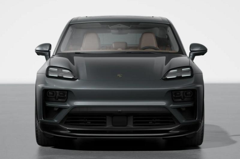 Porsche Macan EV Turbo BEV