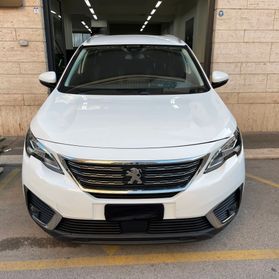 Peugeot 5008 BlueHDi 120cv automatica Business