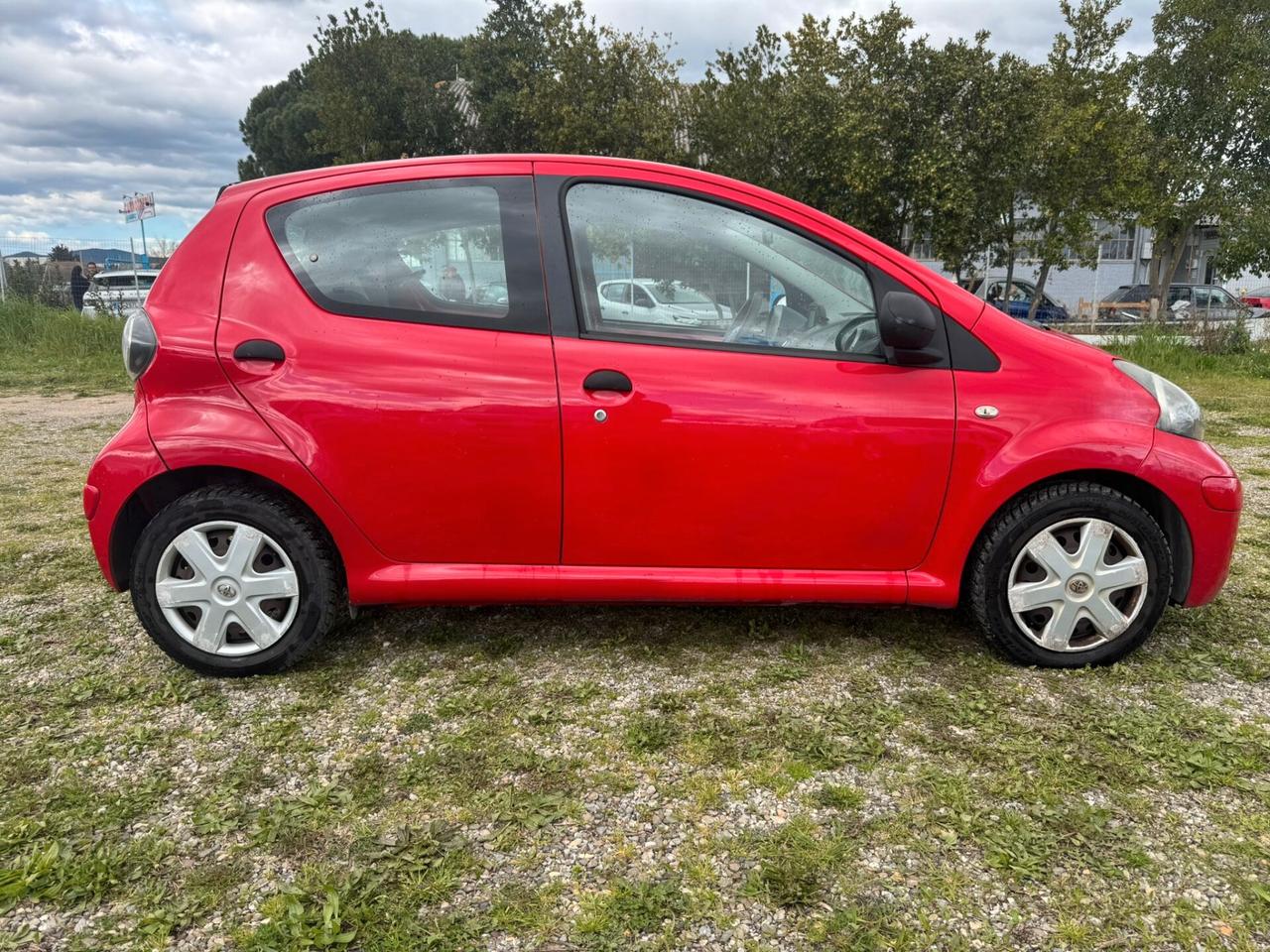 Toyota Aygo 1.0 Benz 5porte 11 SOLO 118.000 KM