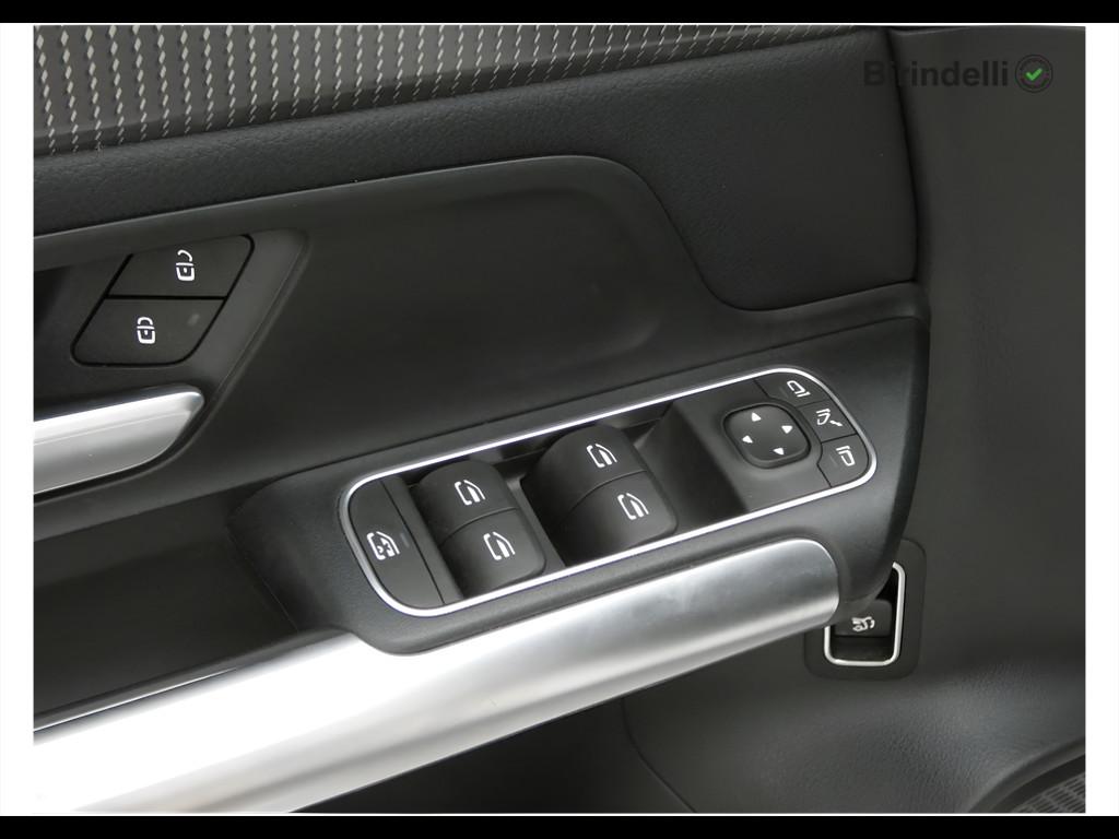 Mercedes-Benz GLA (H247) - GLA 200 d Automatic Sport