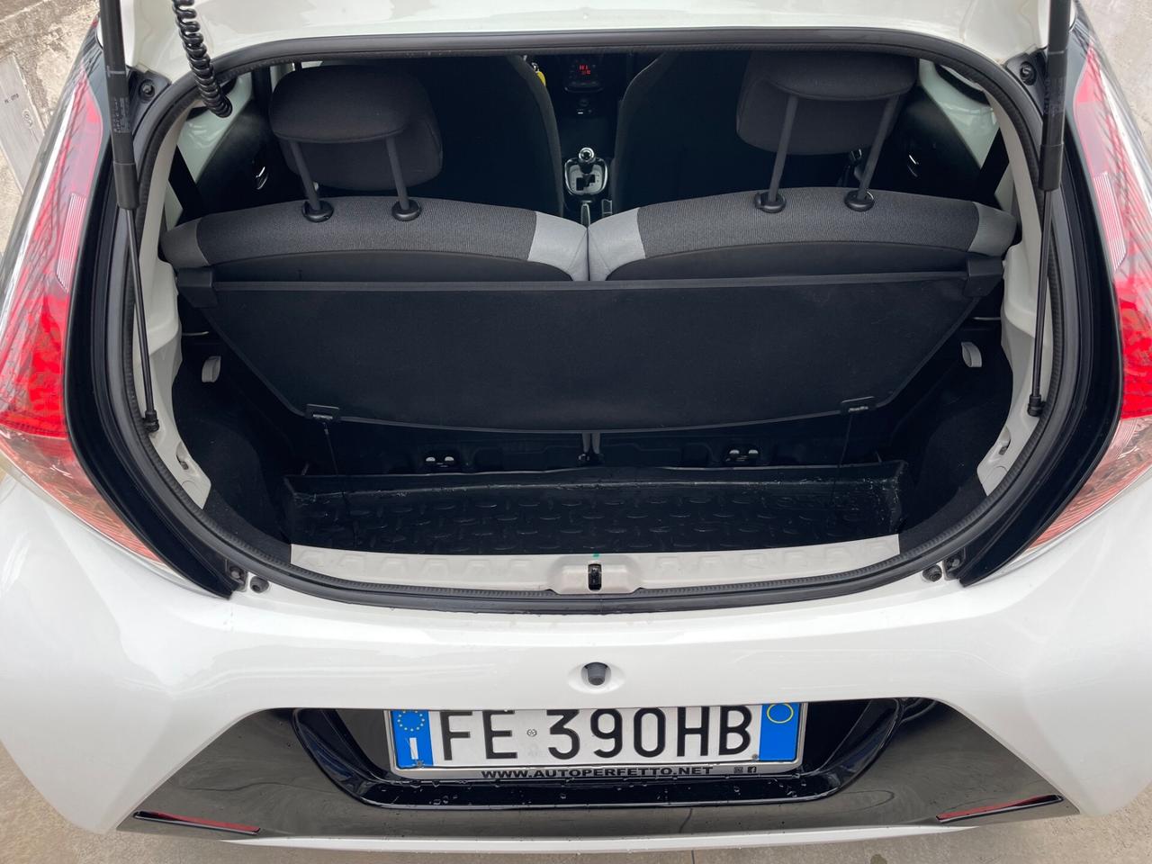 Toyota Aygo 1.0 VVT-i 69 CV 5 porte x-wave MMT