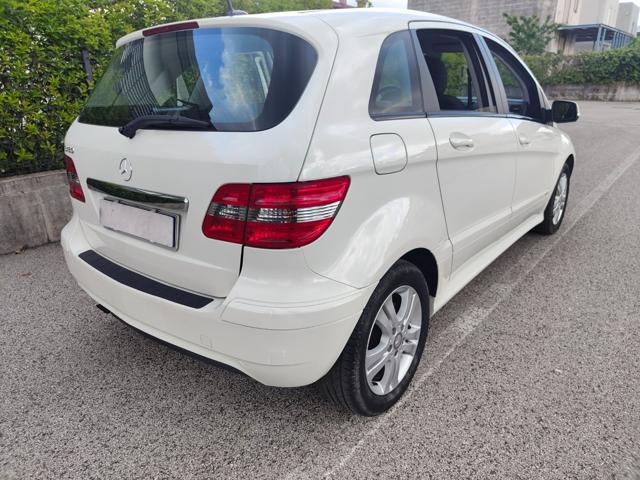 MERCEDES-BENZ B 180 BENZINA Executive ( GARANZIA )