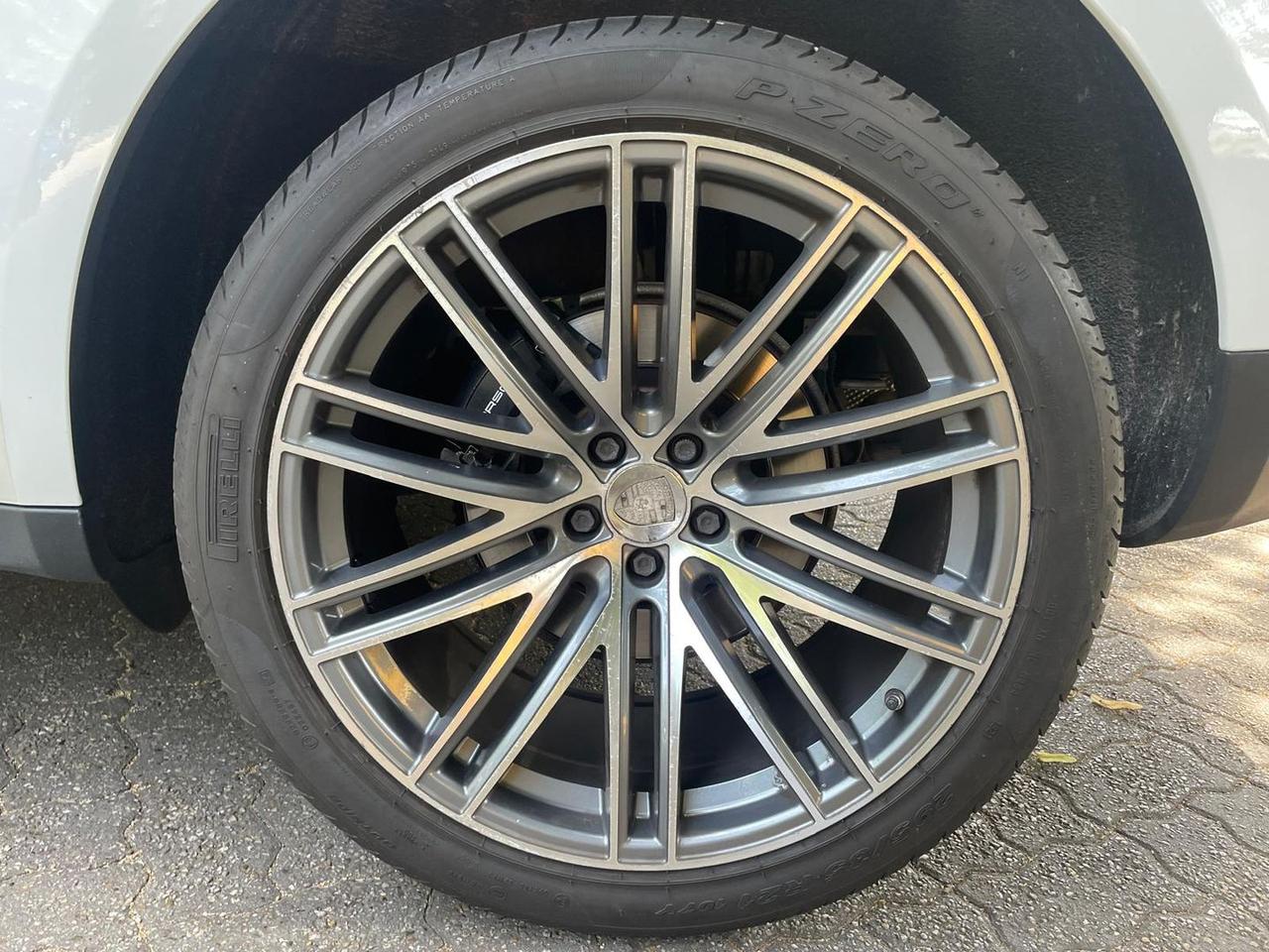 Porsche Macan -- 2.0 PDK 245CV #11341
