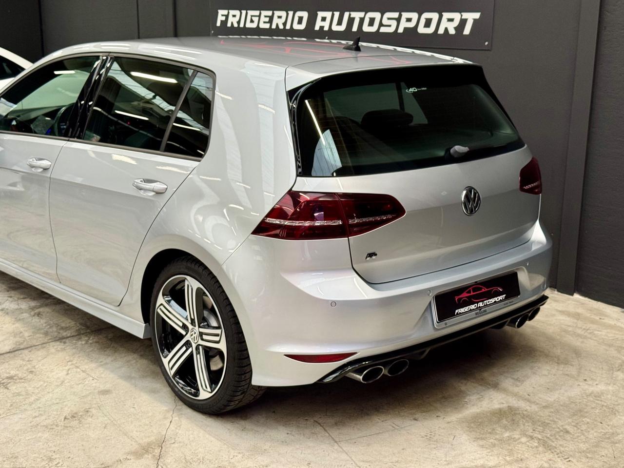 Volkswagen Golf R 2.0 DSG 5p.