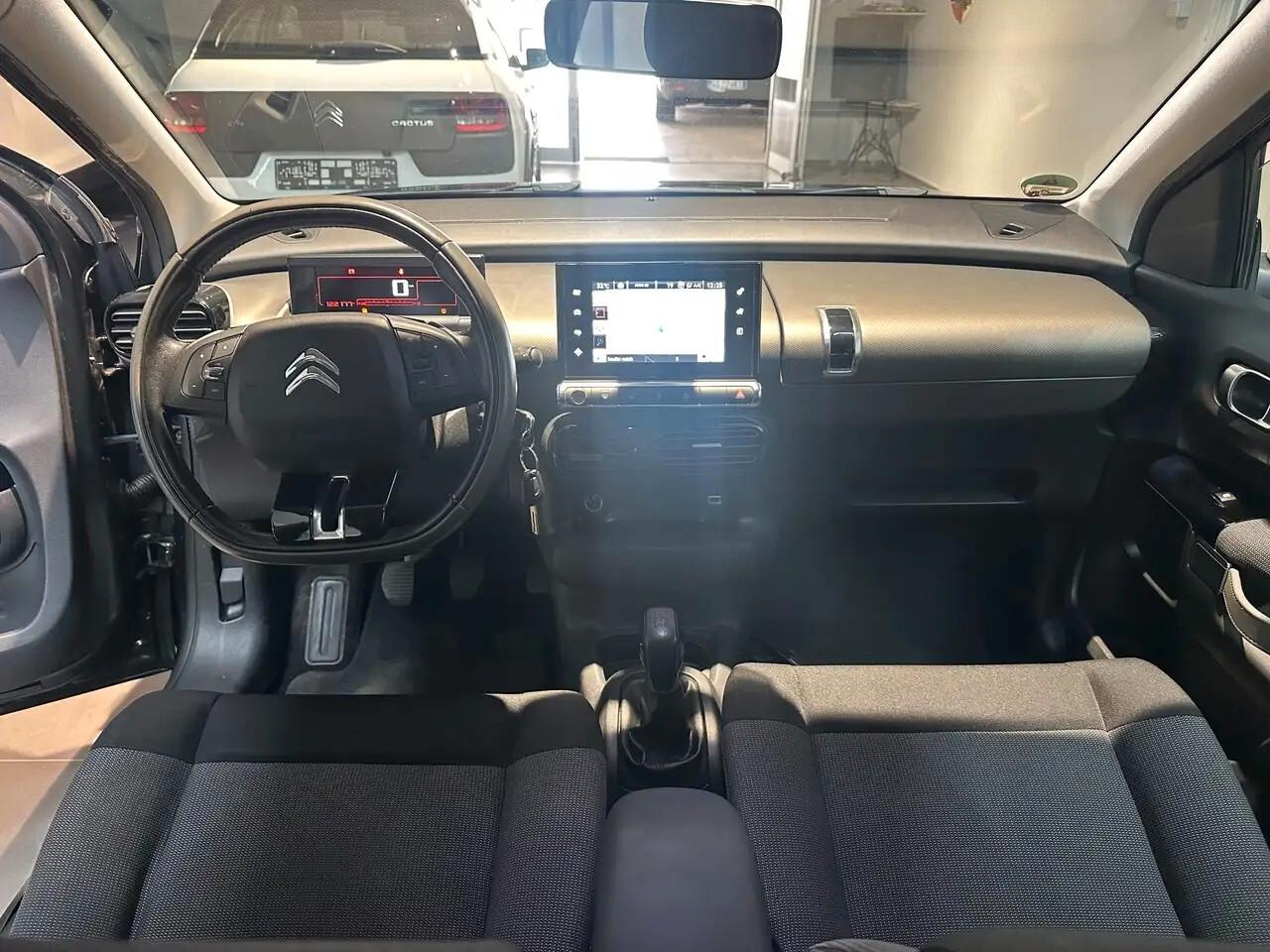 Citroen C4 Cactus BlueHDi 100 Shine
