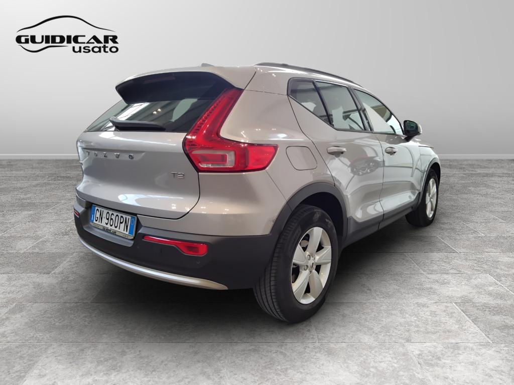 VOLVO XC40 2023 - XC40 1.5 t2 Essential auto