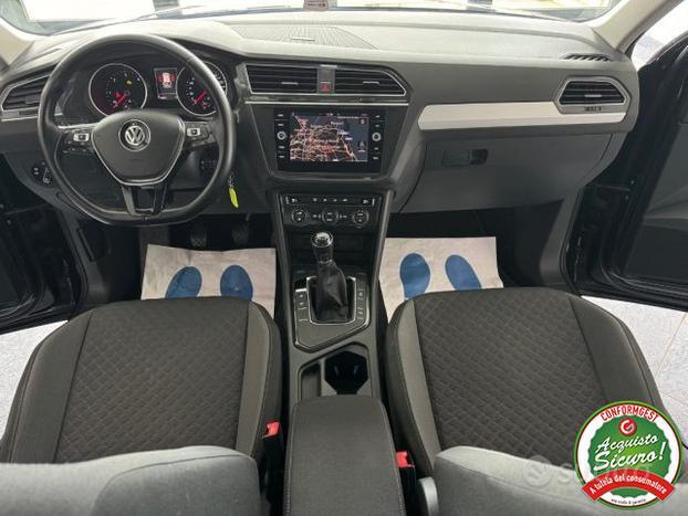 VOLKSWAGEN Tiguan 1.6 TDI Style Navy Carplay Pdc