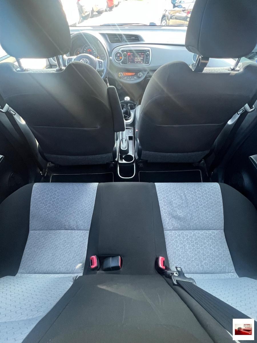 TOYOTA - Yaris - 1.0 5 porte Lounge