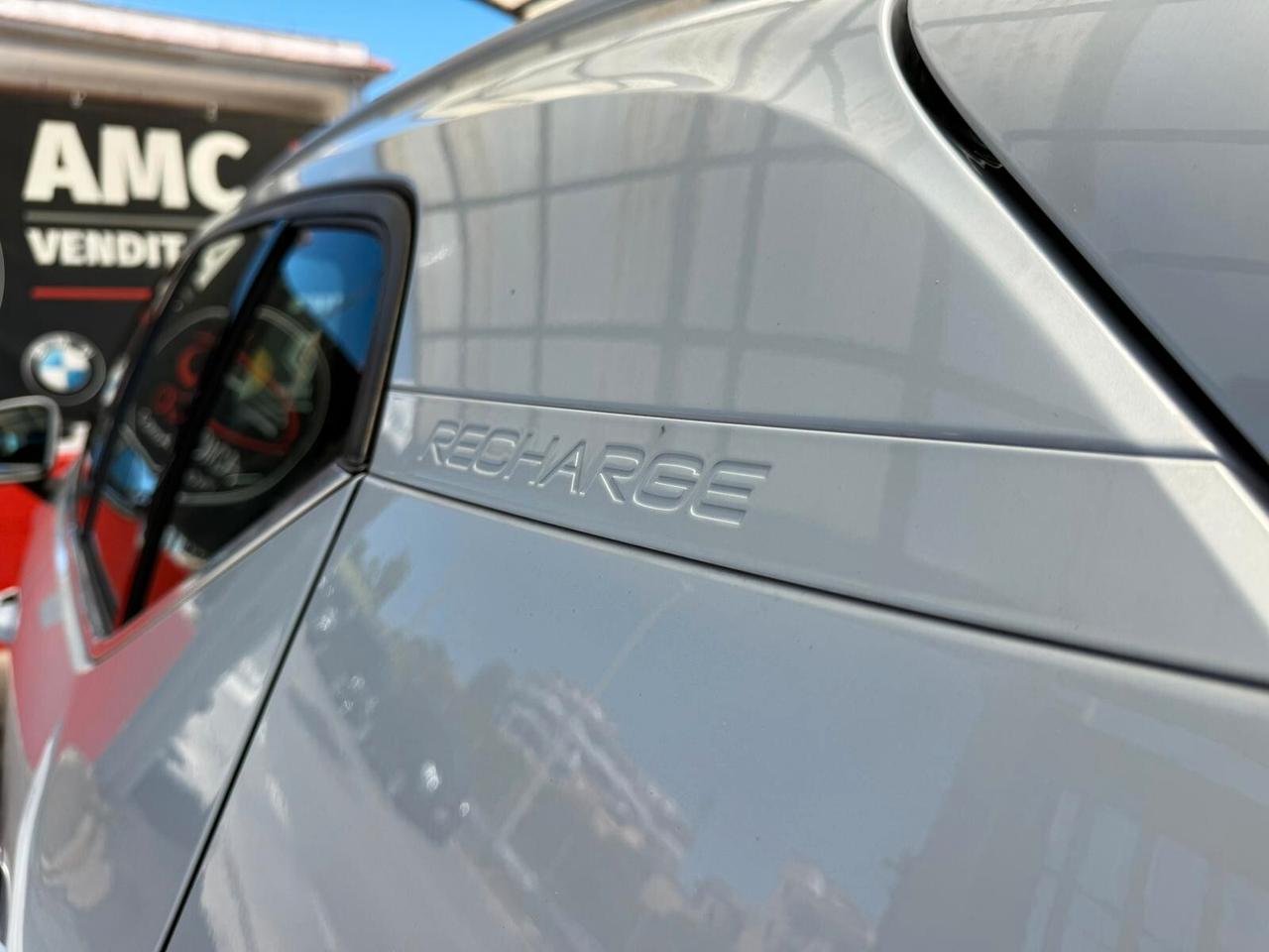 Volvo XC40 T4 Recharge Plug-in Hybrid R-design