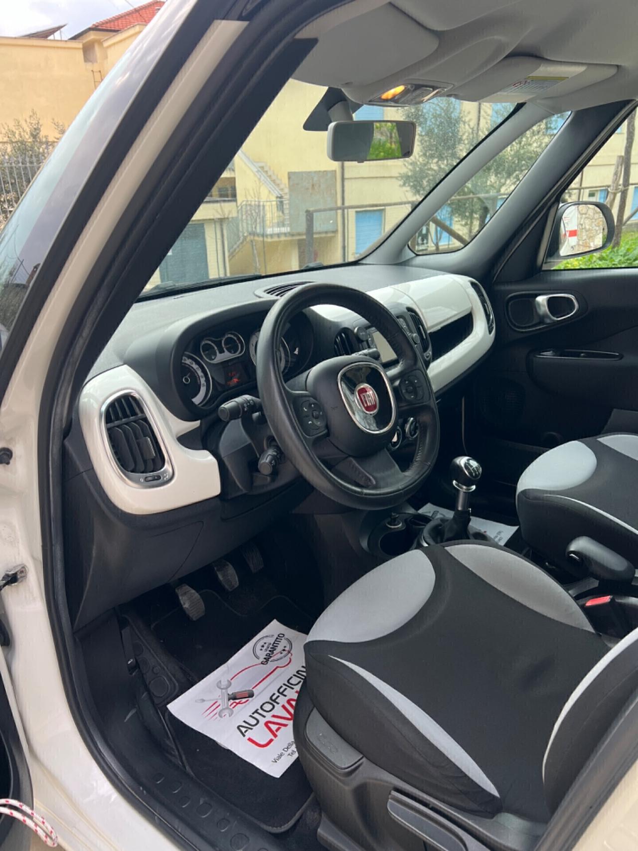 Fiat 500L Living 0.9 TwinAir Turbo Natural Power Lounge