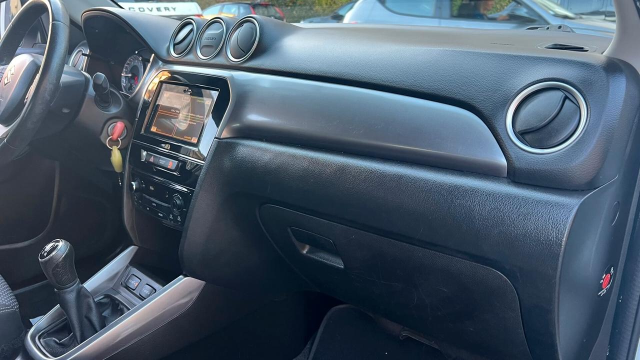 Suzuki Vitara 1.0 Boosterjet Starview GPL