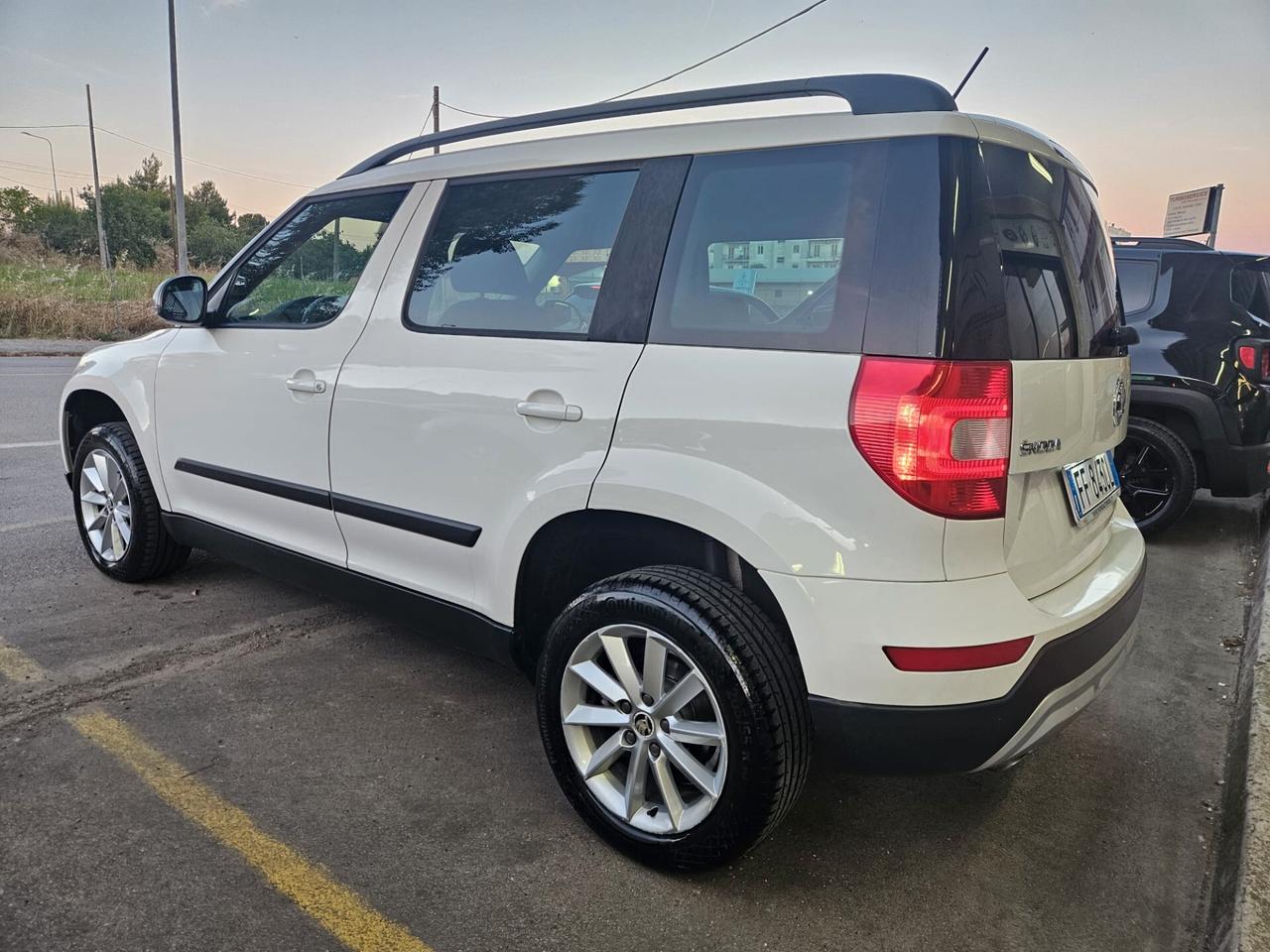 Skoda Yeti 1.6 diesel 77kw 105CV full