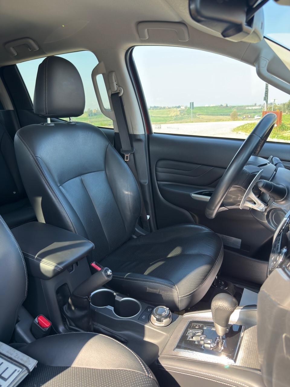 Mitsubishi L200 2.3D Double Cab 4x4 Sup.Select P1. Intouch Diamond aut.