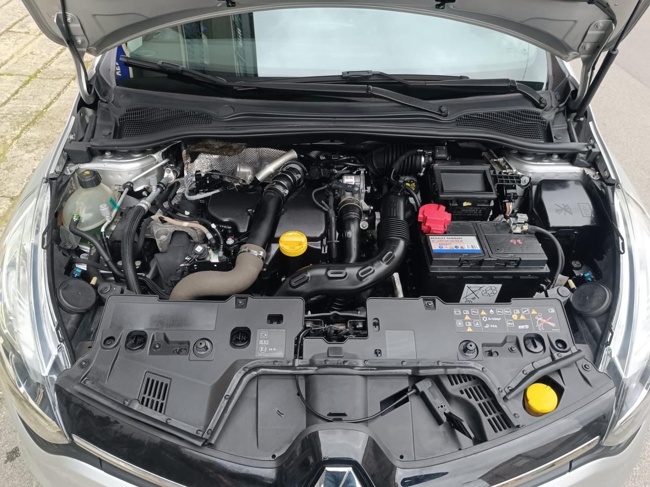 Renault Clio dCi 8V 75 CV 5 porte Moschino Intens