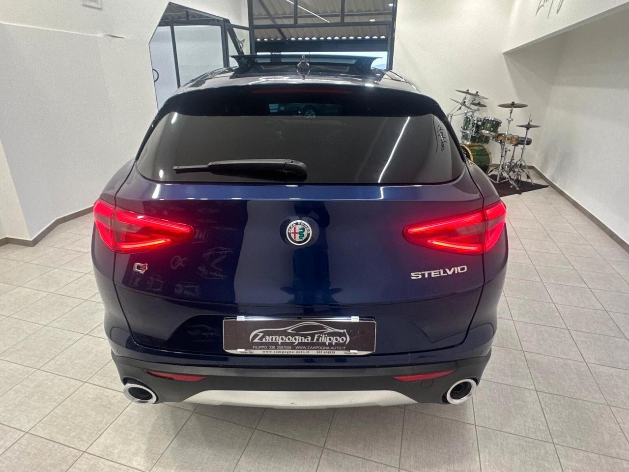 Alfa Romeo Stelvio 2.2 Q4 210 CV AT8 tetto panoramico