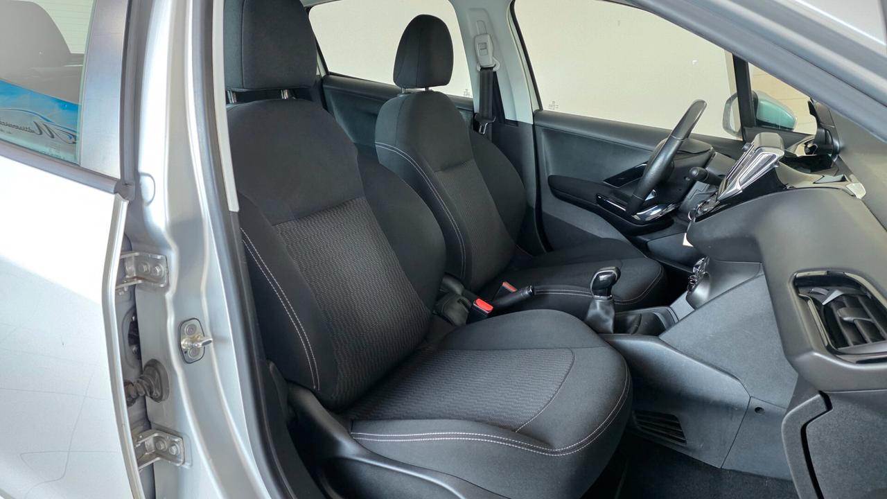 Peugeot 208 BlueHDi 75 5 porte Allure