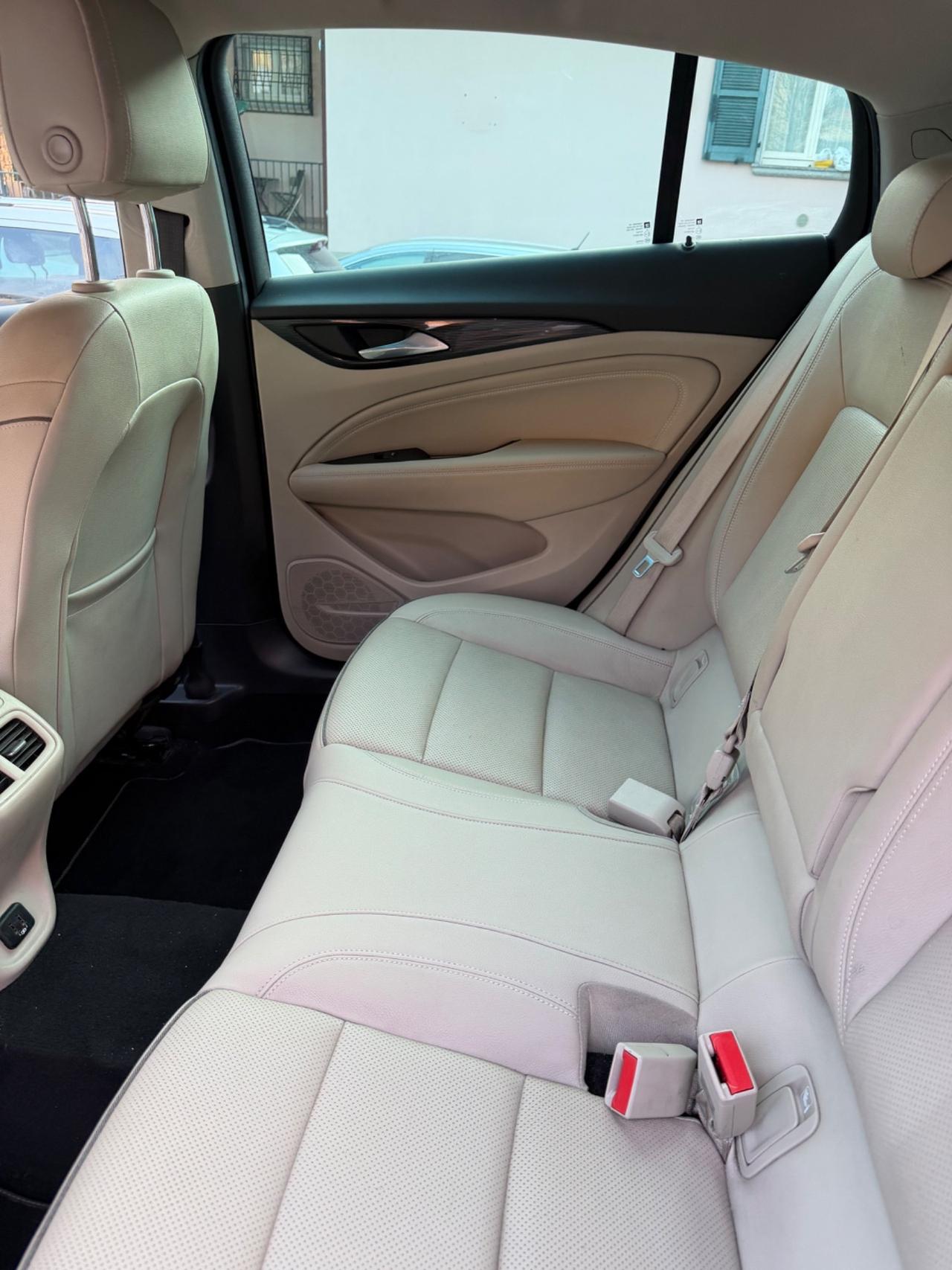 Opel INSIGNA 1.6 CDTI ST COSMO KMCERT NAVI EU6