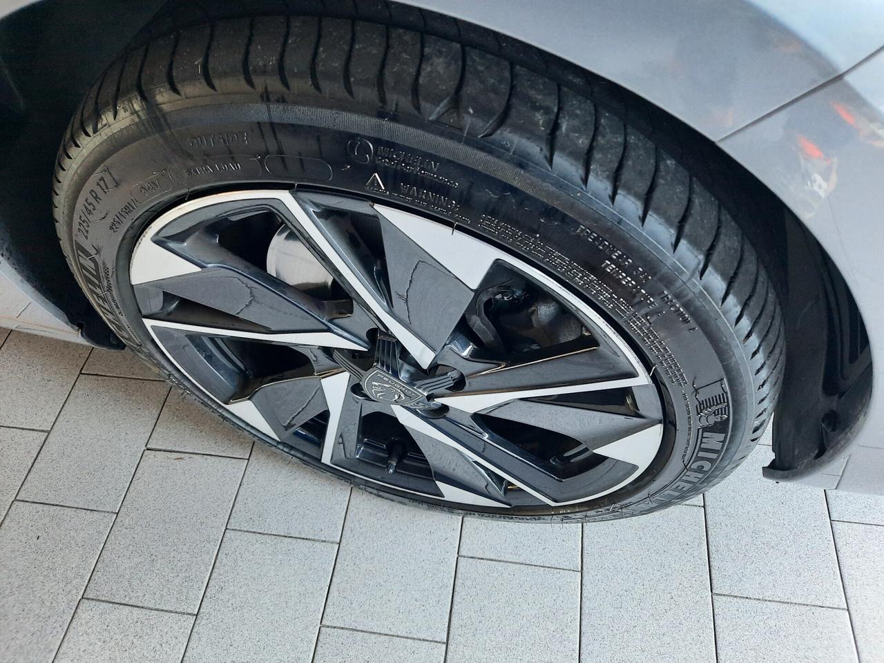 PEUGEOT 308 SW ALLURE PACK BLUEHDI 130CV EAT8