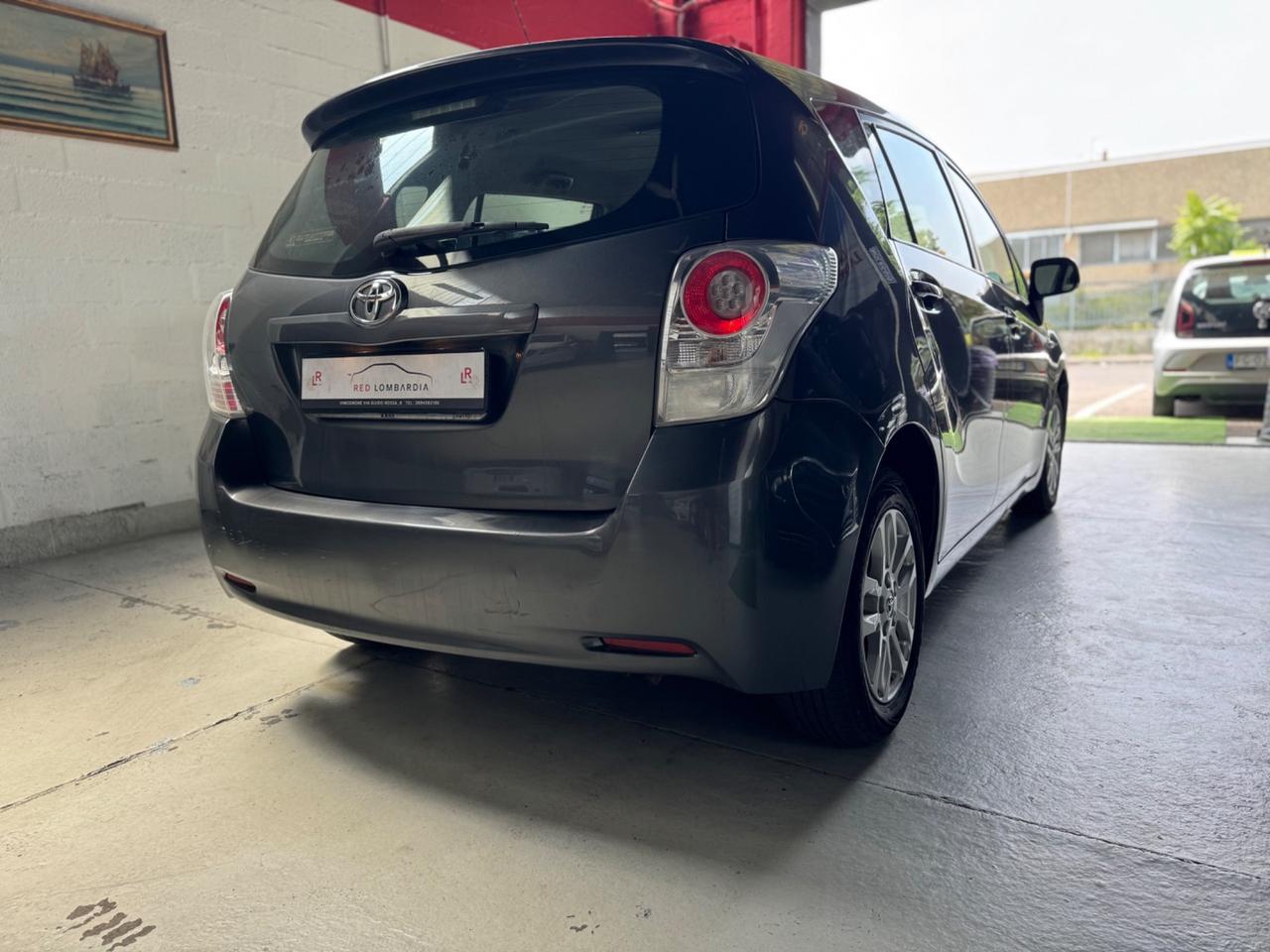 Toyota Verso 2.0 D Sol