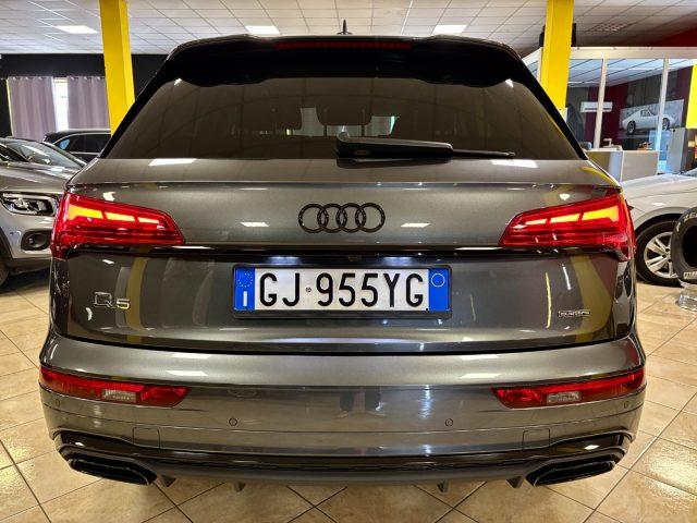 AUDI Q5 40 TDI 204 CV quattro S line - NIGHT PACK - UNIPRO