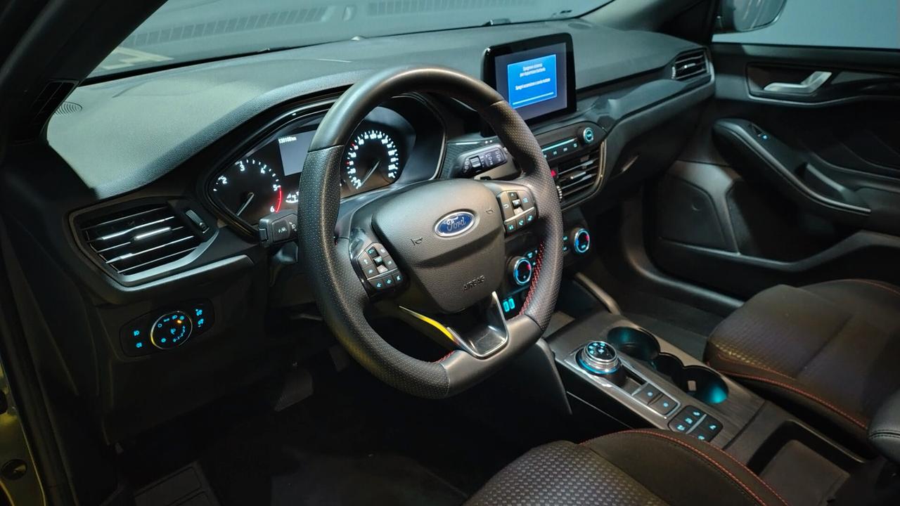 Ford Focus 1.5 EcoBlue 120 CV ST-LINE