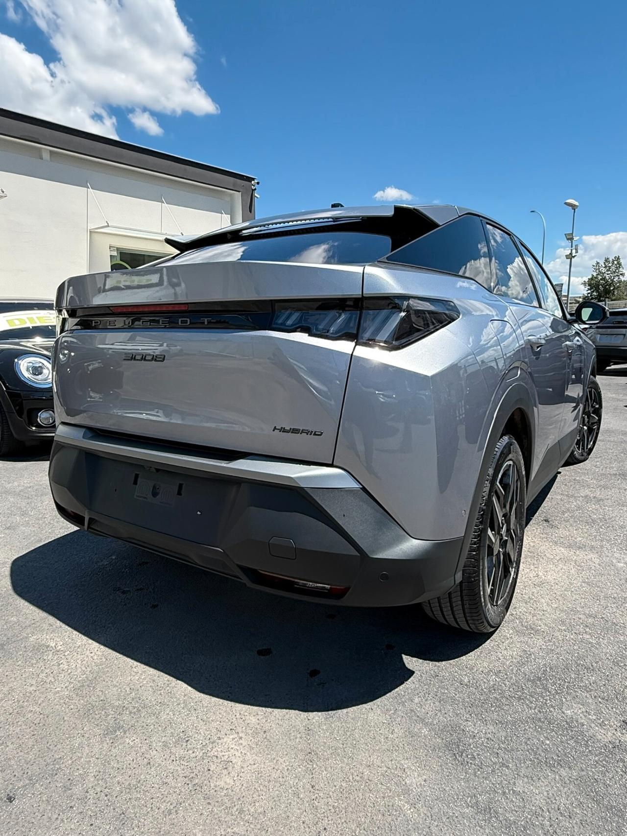 Peugeot 3008 Hybrid 136 e-DCS6 Allure 02/2025