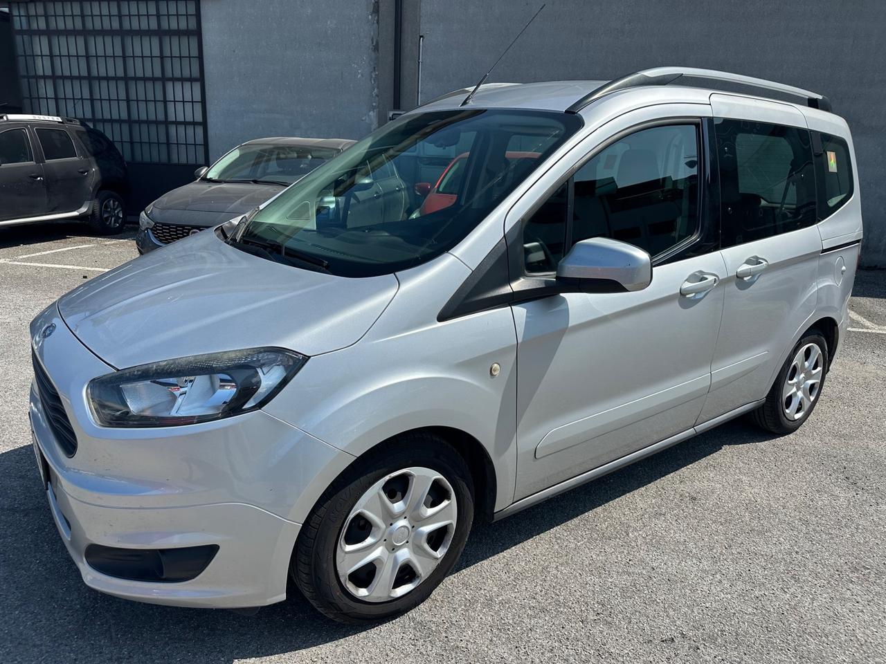Ford Tourneo Courier 1.0 EcoBoost 100 CV Plus
