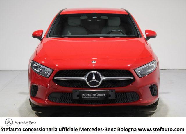 MERCEDES-BENZ A 180 d Auto Business Navi