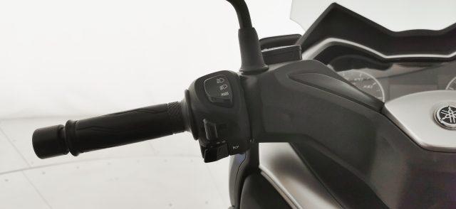 YAMAHA X-MAX 300 TECH MAX
