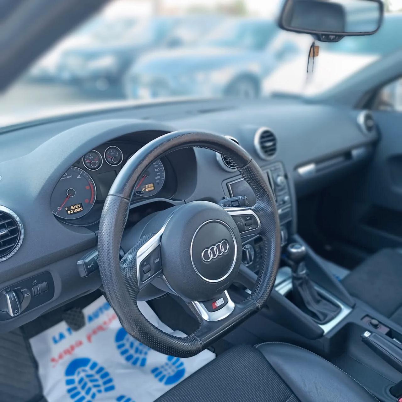 Audi A3 1.6 TDI 105 CV S-LINE FULL C/VENDITA