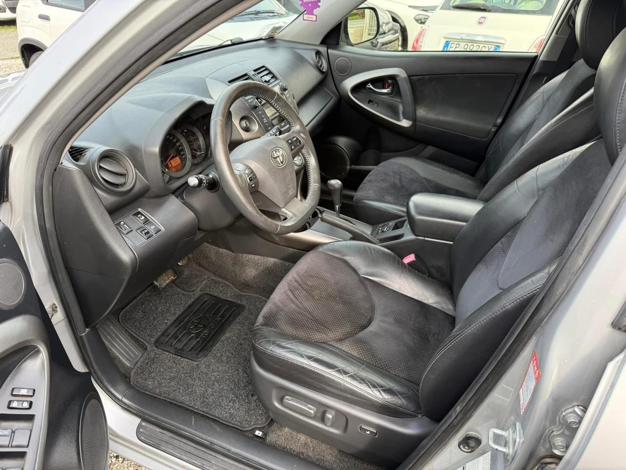 Toyota RAV 4 RAV4 Crossover 2.2 D-Cat A/T 150 CV