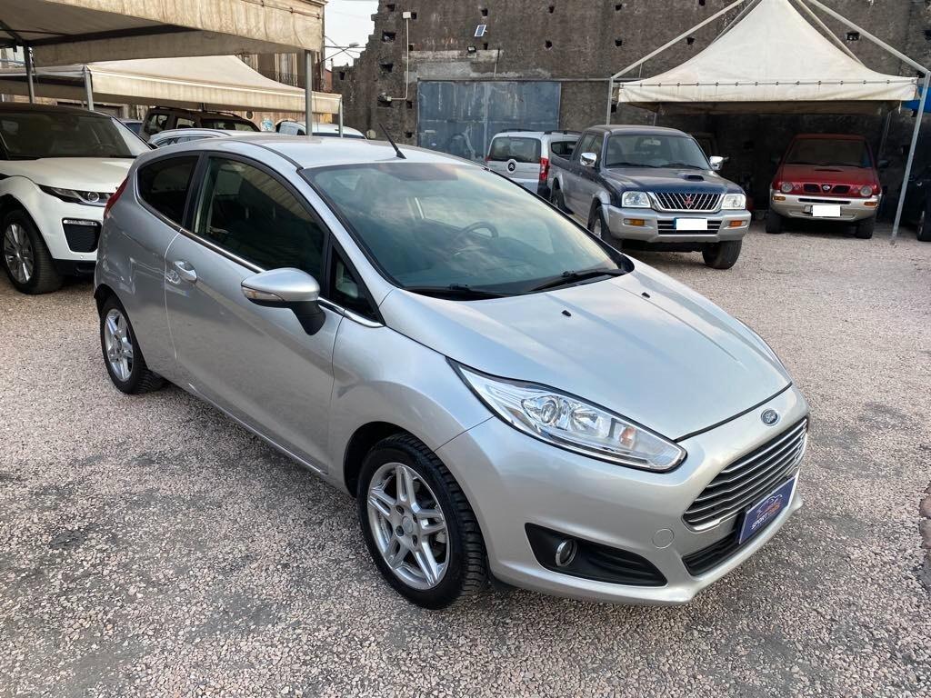 Ford Fiesta 1.5 TDCi 75CV 3 porte Titanium