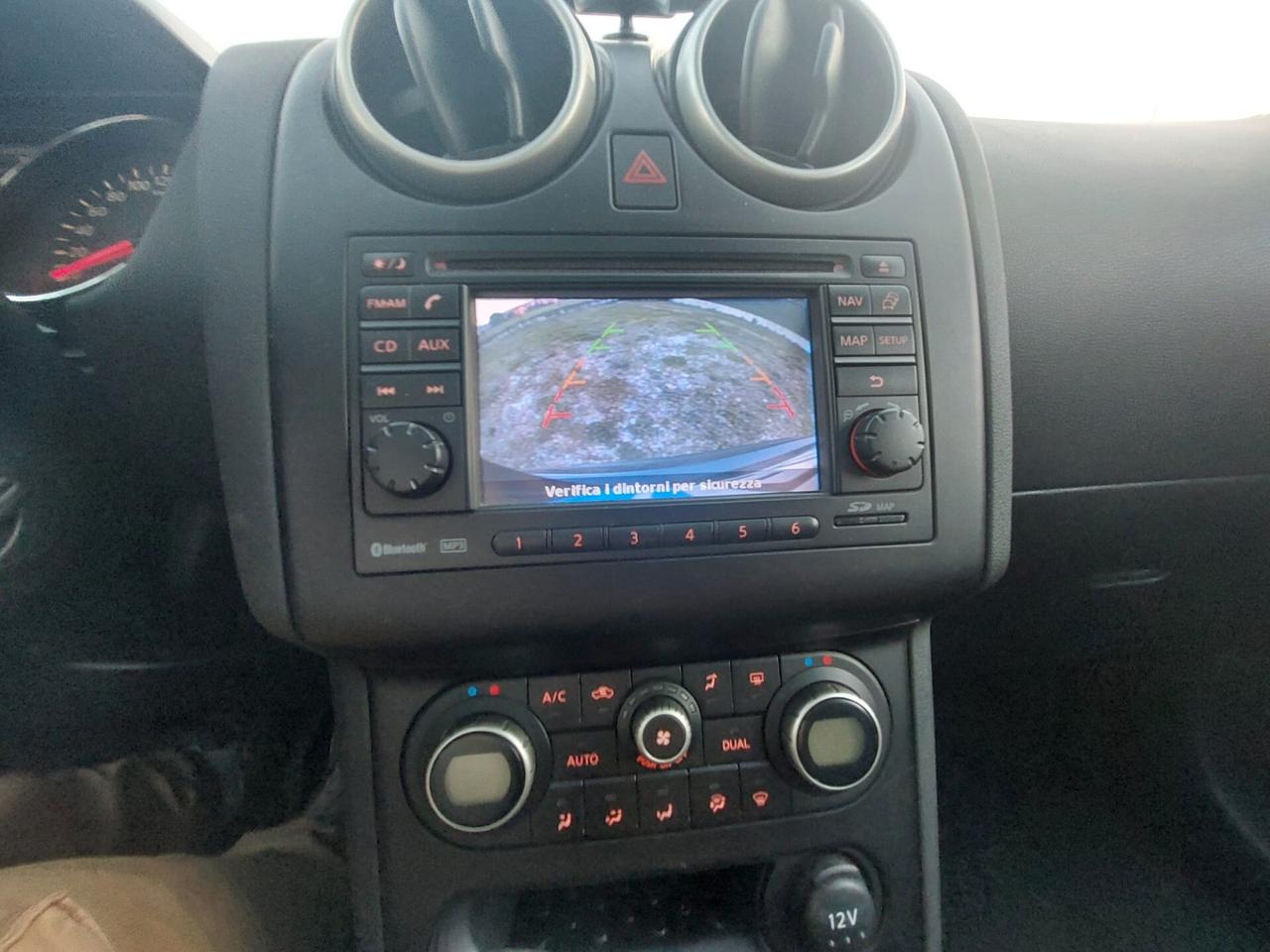Nissan Qashqai Qashqai+2 2.0 dCi DPF Tekna