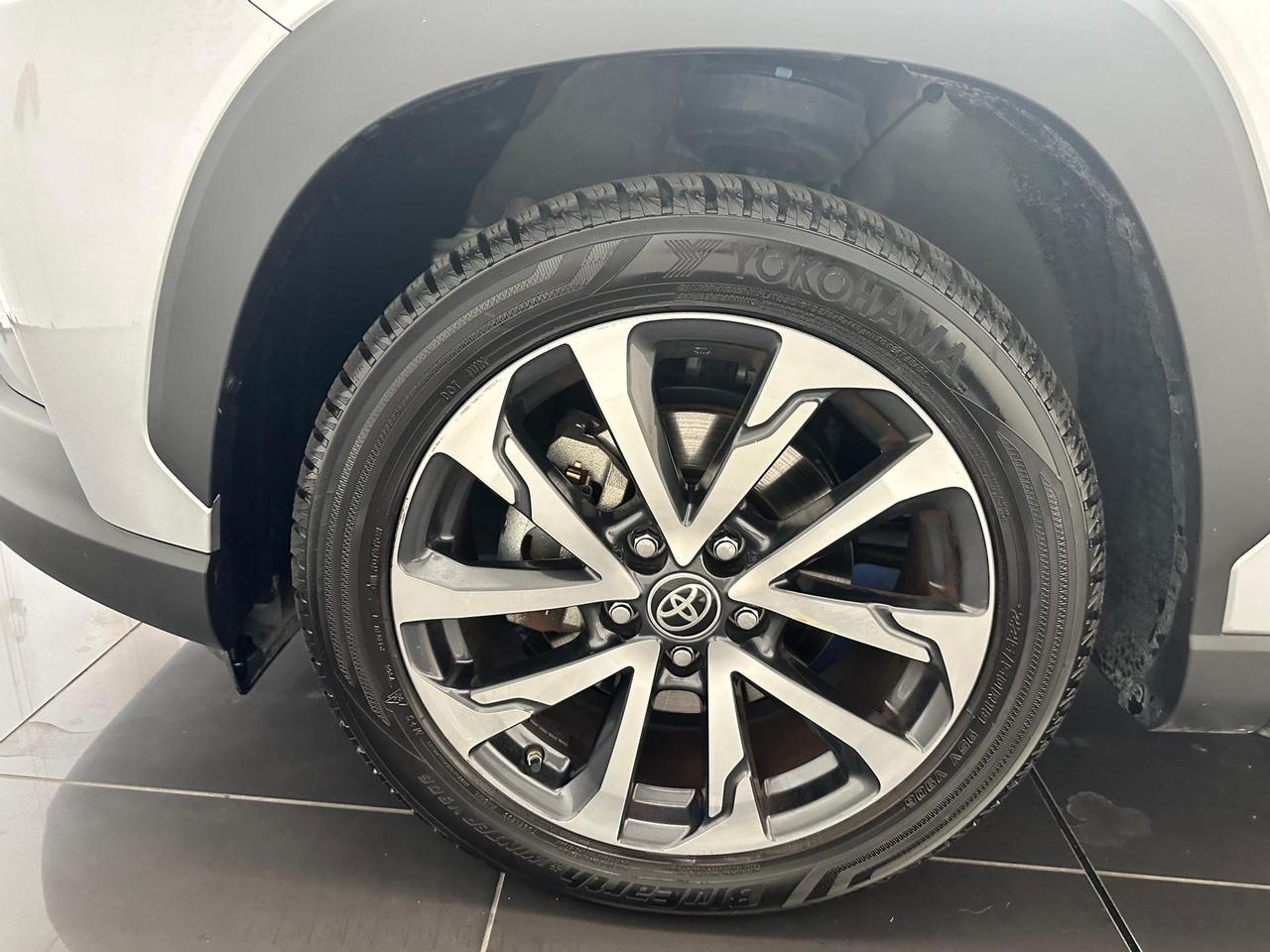 Toyota Corolla Cross 2.0h Lounge Light 2wd 197cv