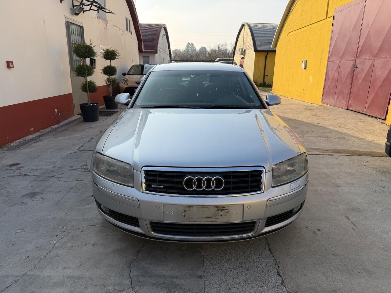 Audi A8 3.0 V6 TDI quattro tiptronic