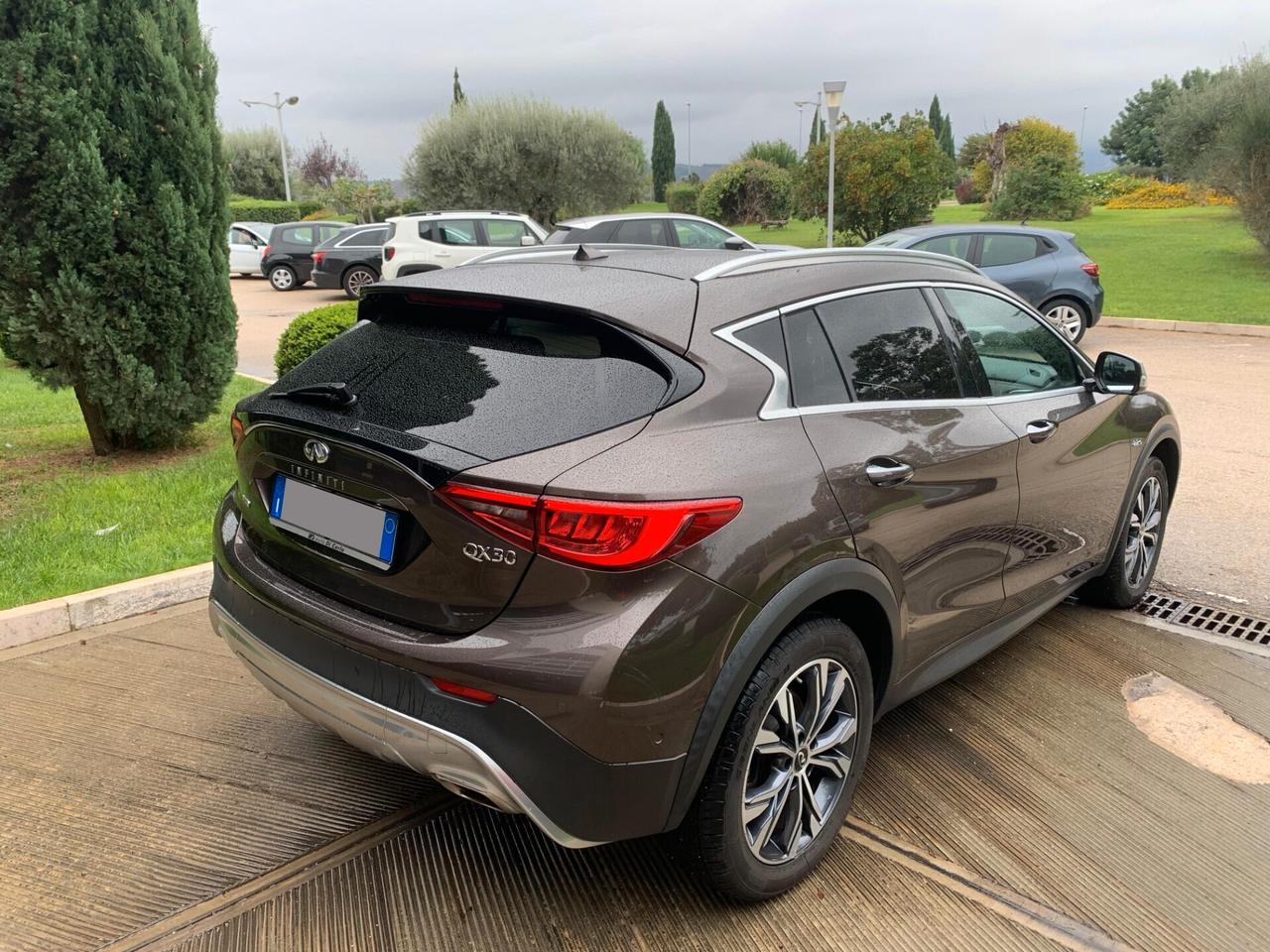 Infiniti QX30 2.2 diesel DCT AWD Executive