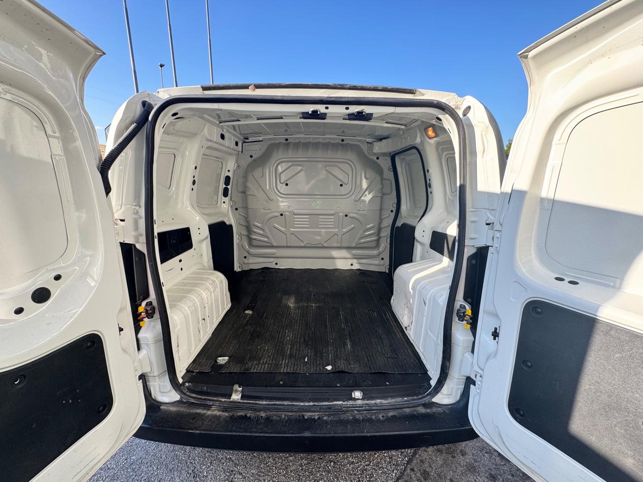 Fiat Fiorino 1.3 MJT 95CV Cargo SX
