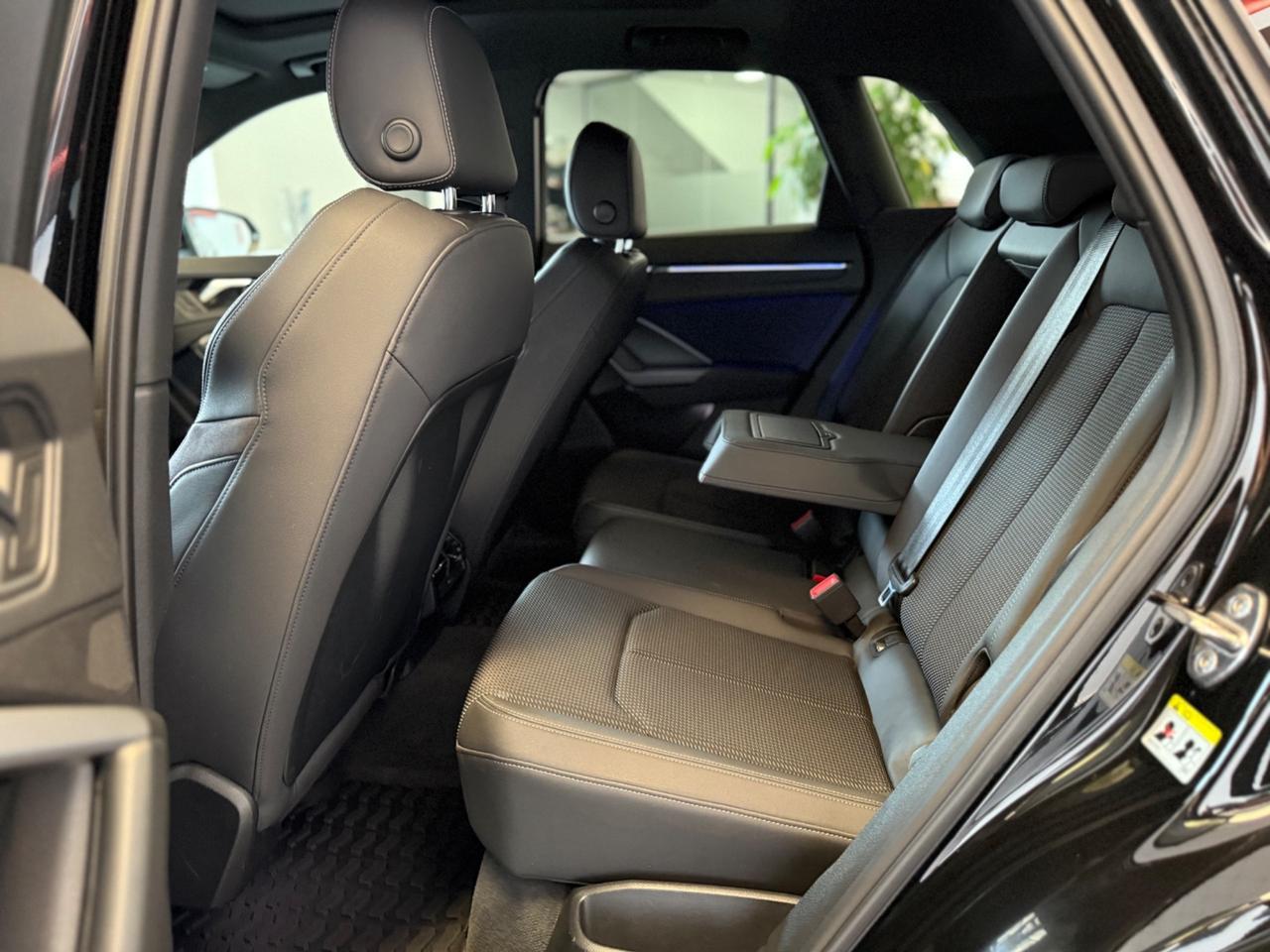 Audi Q3 40 TDI quattro S tronic S line edition