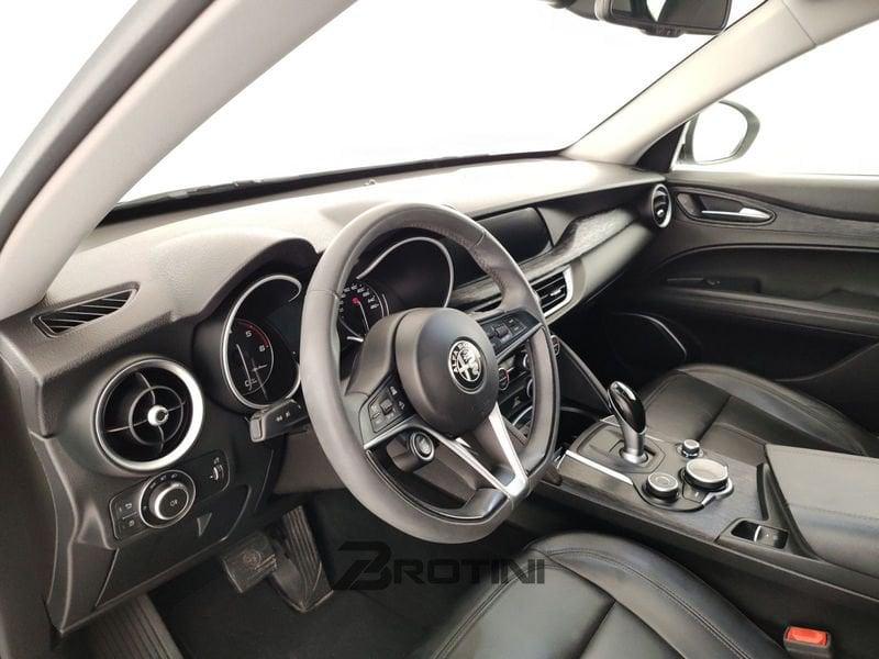 Alfa Romeo Stelvio 2.2 Turbo Diesel 160CV AT8 RWD Business