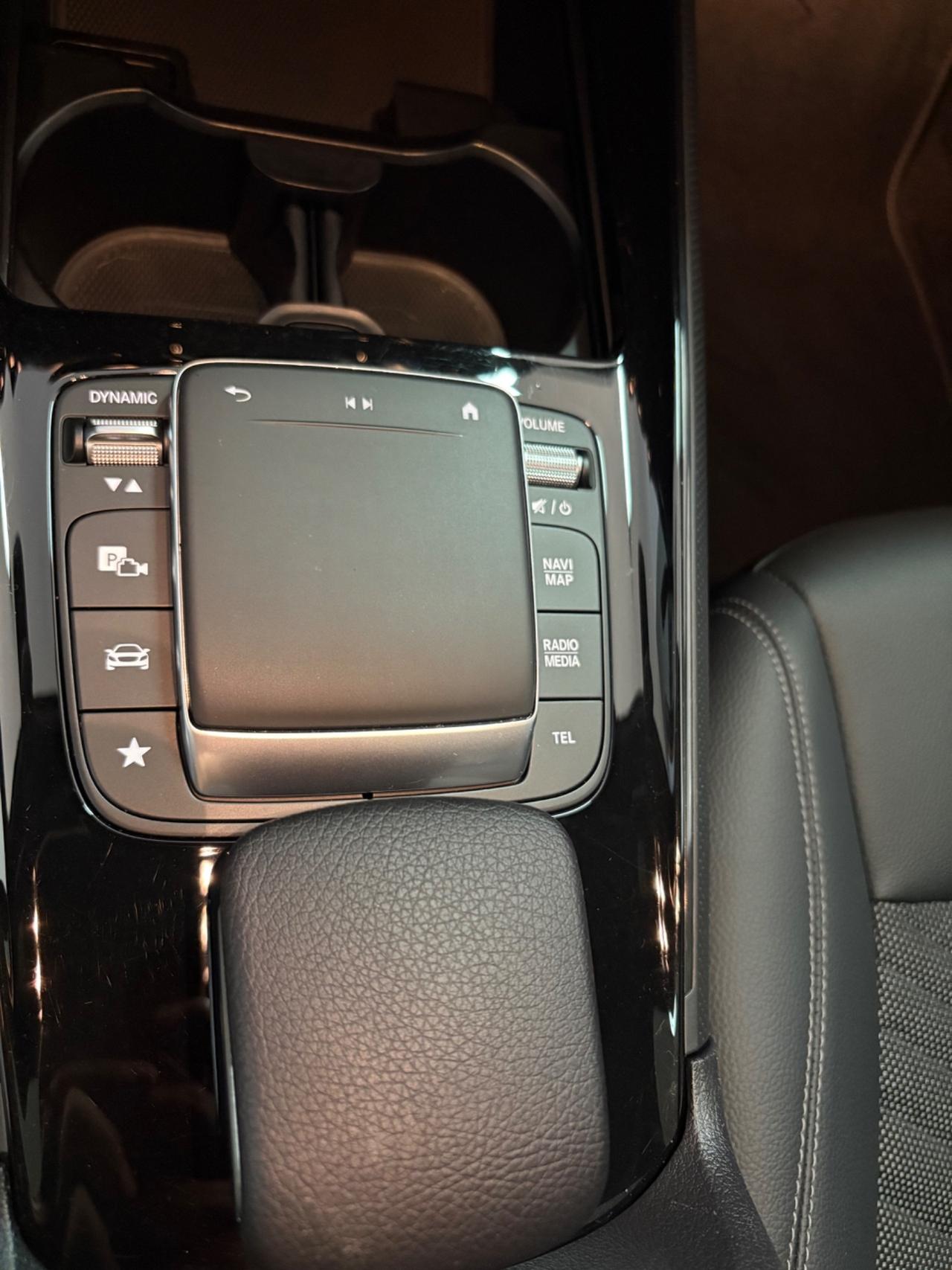 Mercedes-benz GLB 200 d Automatic TETTO PANORAMICO