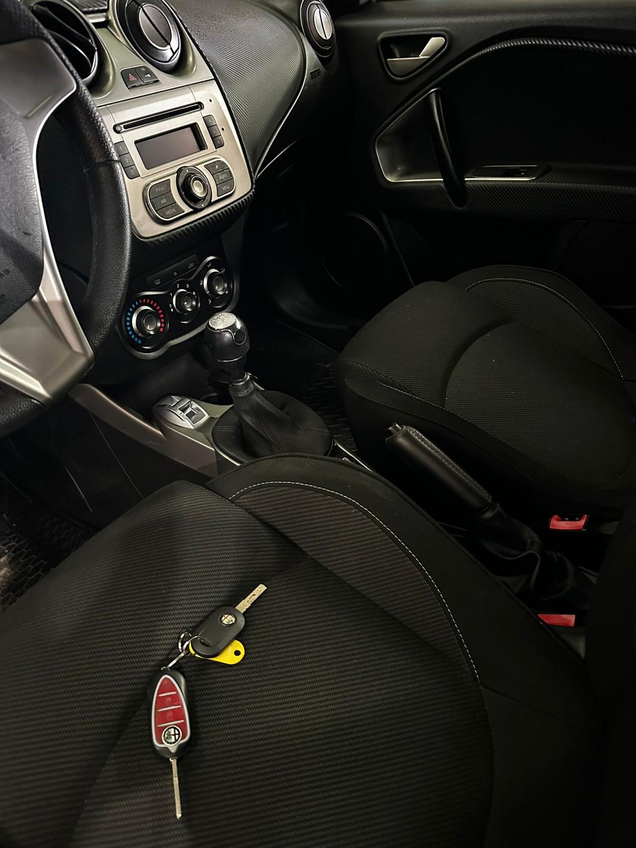 Alfa Romeo MiTo 1.4 105 CV M.air S&S Distinctive Sport Pack